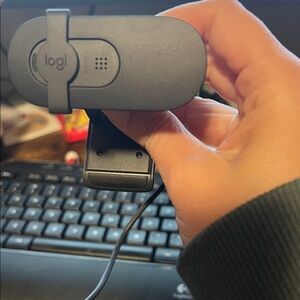 Logitech Brio 101 Full HD 1080p Webcam